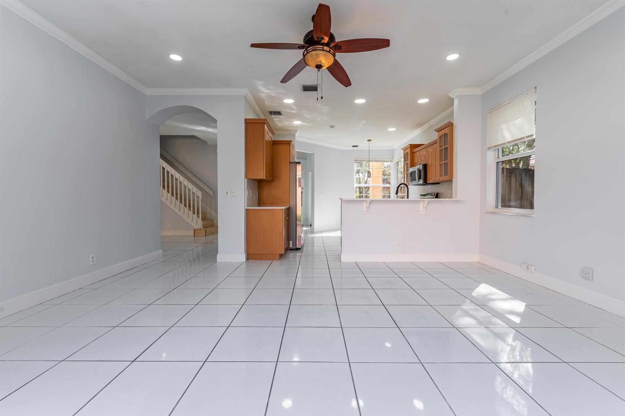 EMBASSY LAKES PHASE III 1 - Residential