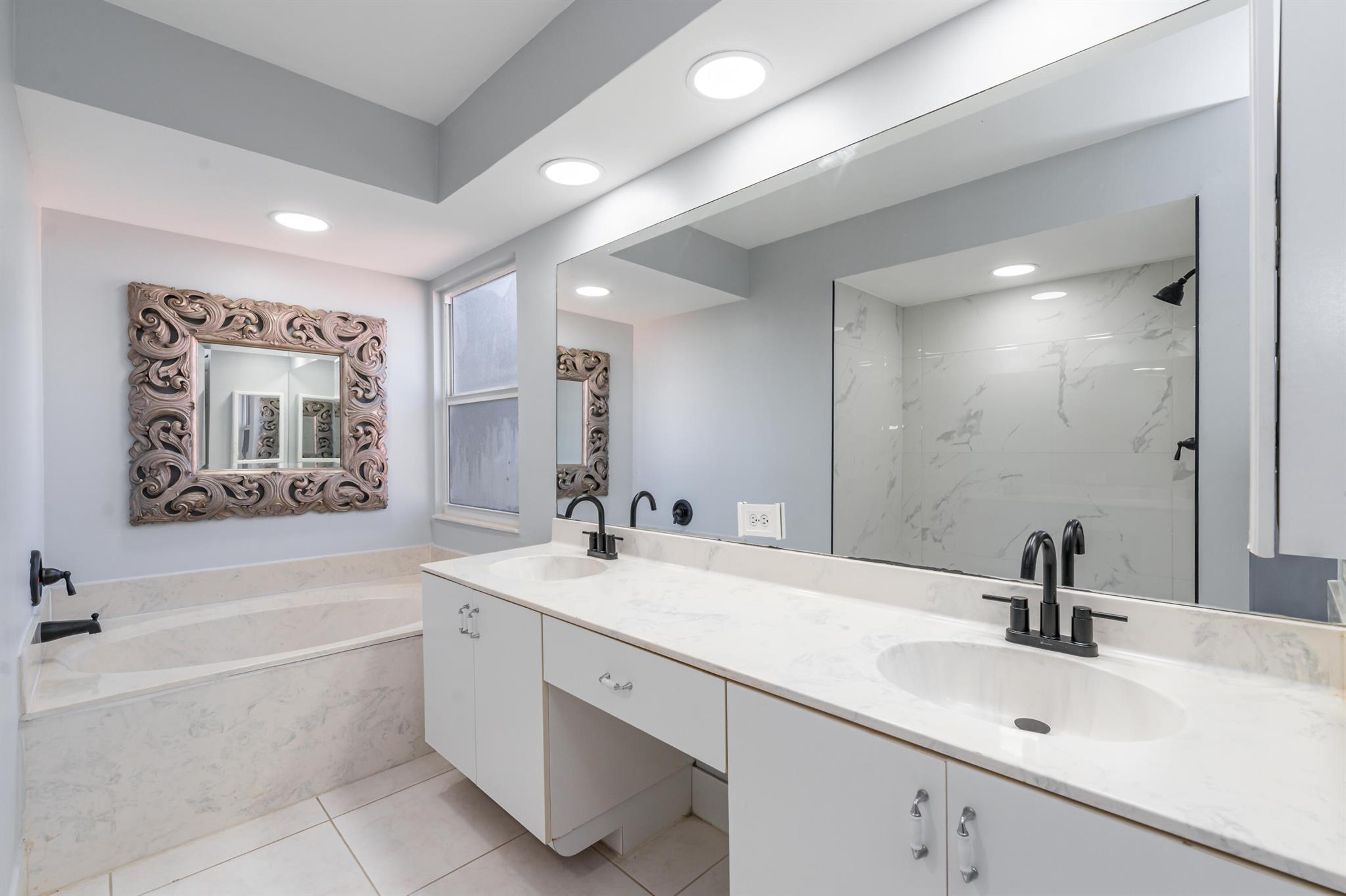 EMBASSY LAKES PHASE III 1 - Residential