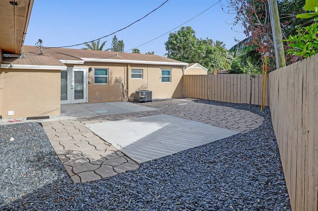 COLLIER ESTATES 2ND ADD - Residential Lease