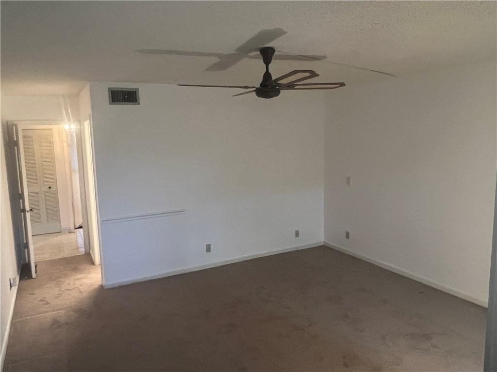 Palm Lakes Condo - Residential Lease