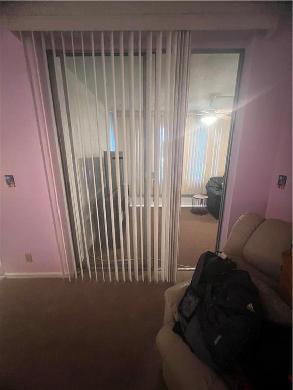 Palm Lakes Condo - Residential Lease