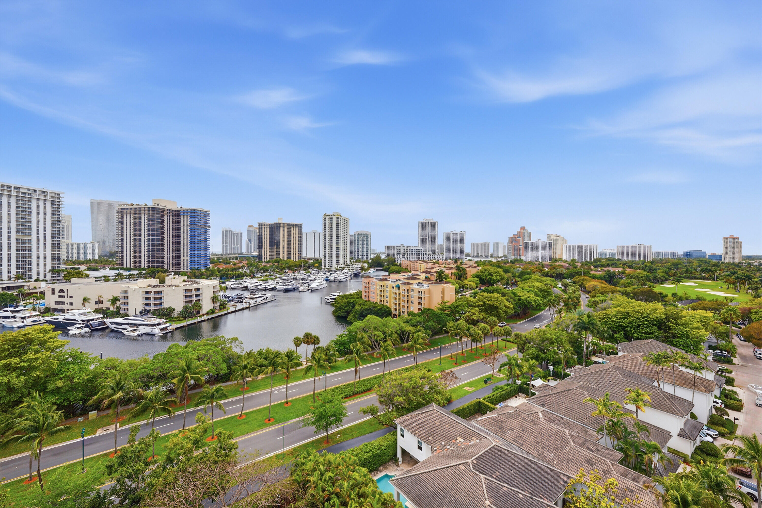 19900 E Country Club Drive 1101