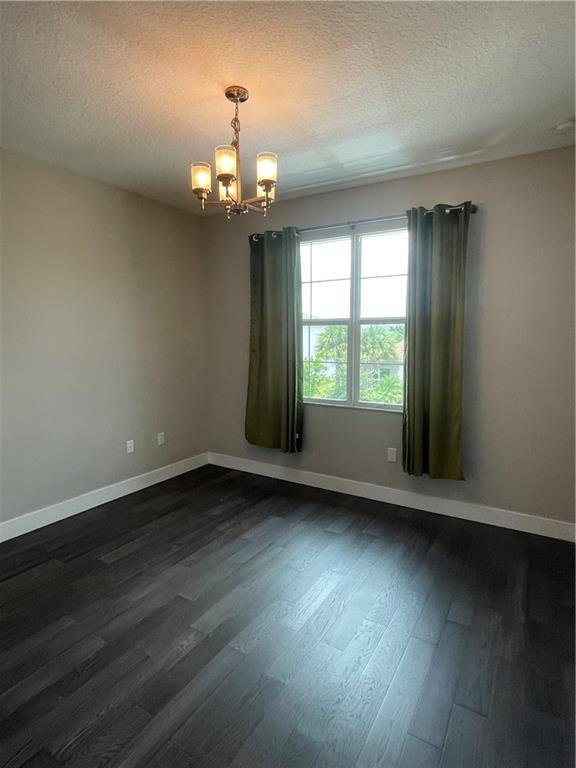 DAKOTA - Residential Lease