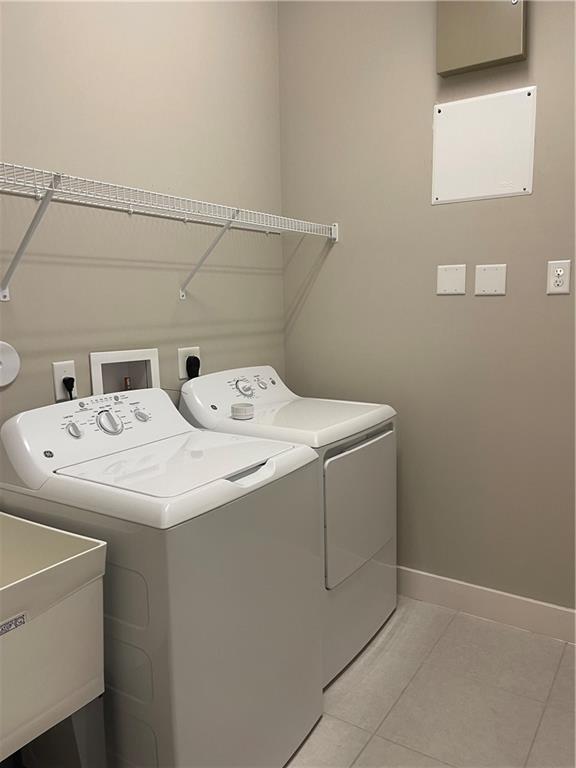 DAKOTA - Residential Lease