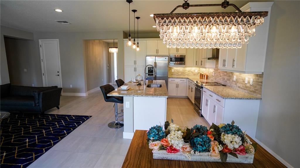 DAKOTA - Residential Lease