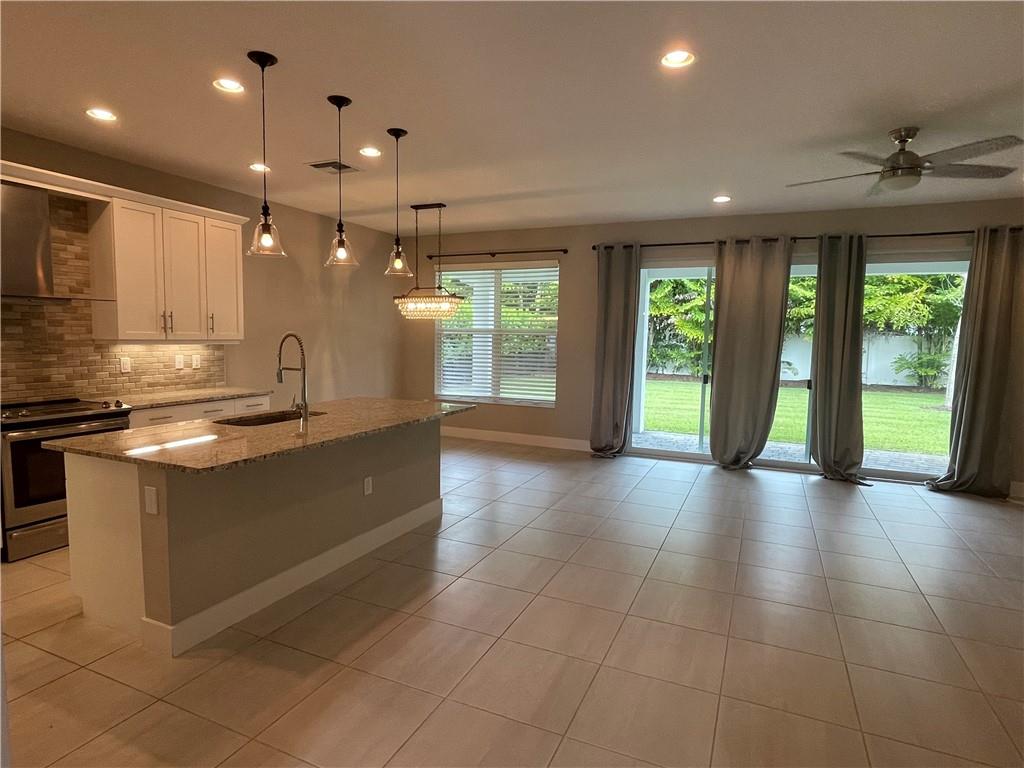 DAKOTA - Residential Lease