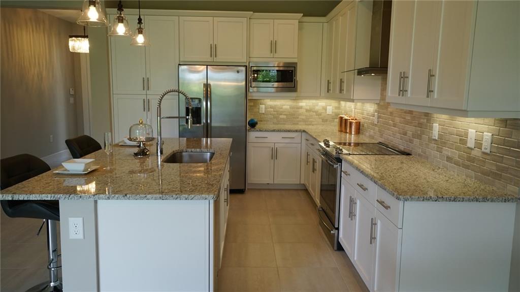 DAKOTA - Residential Lease