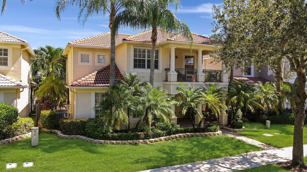 Photo of 8210 Calterra Drive, Palm Beach Gardens, FL 33418 (MLS # R11087658)