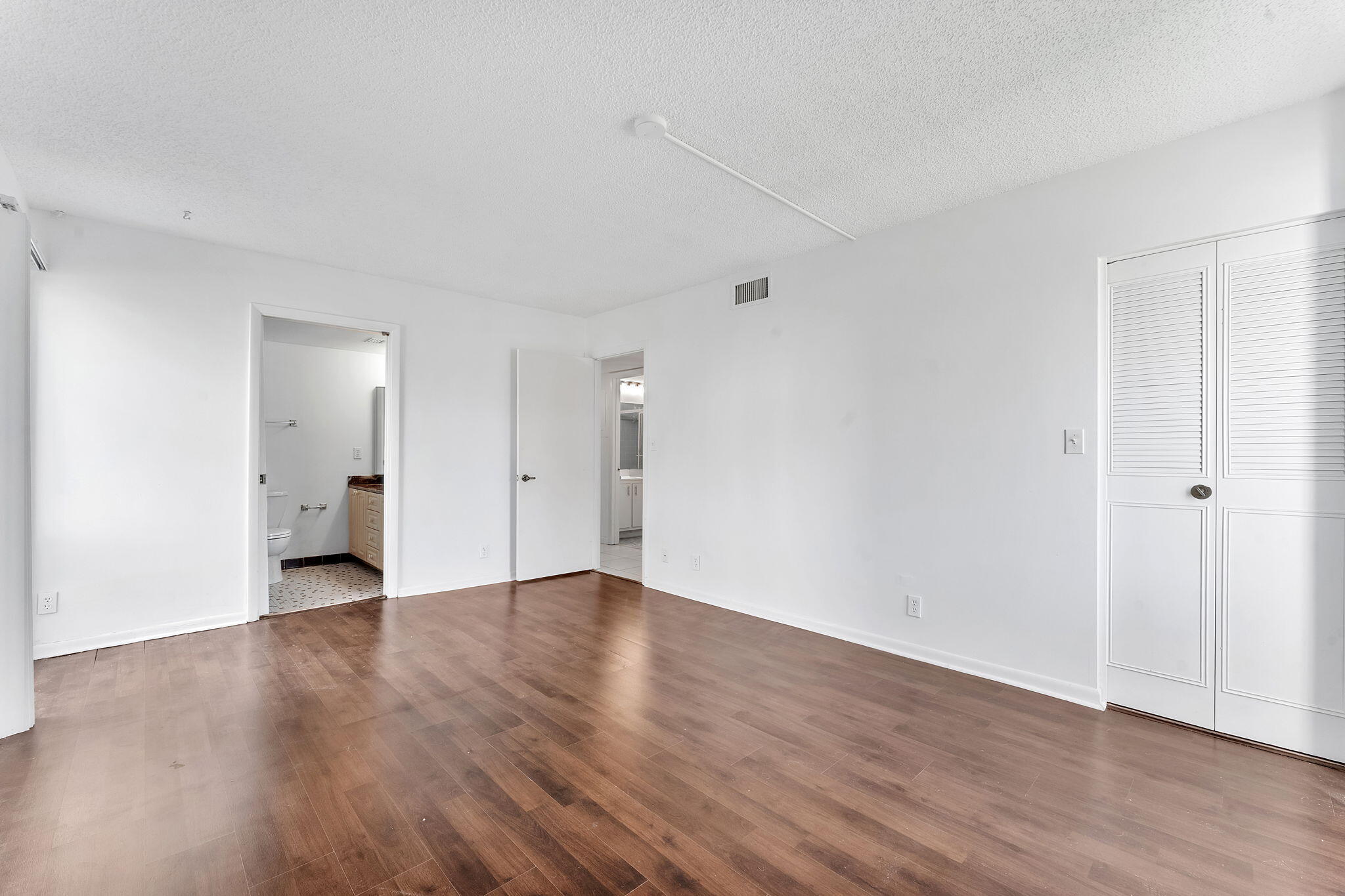 WOODHAVEN CONDO - Residential