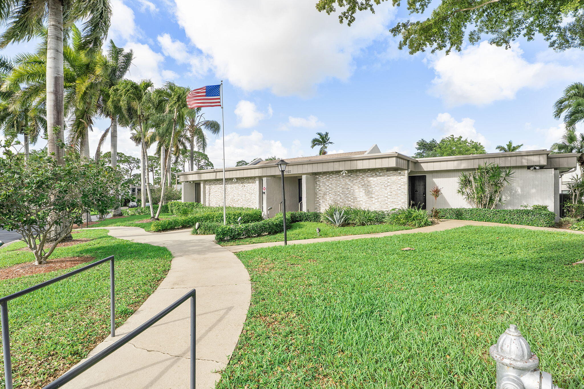 WOODHAVEN CONDO - Residential