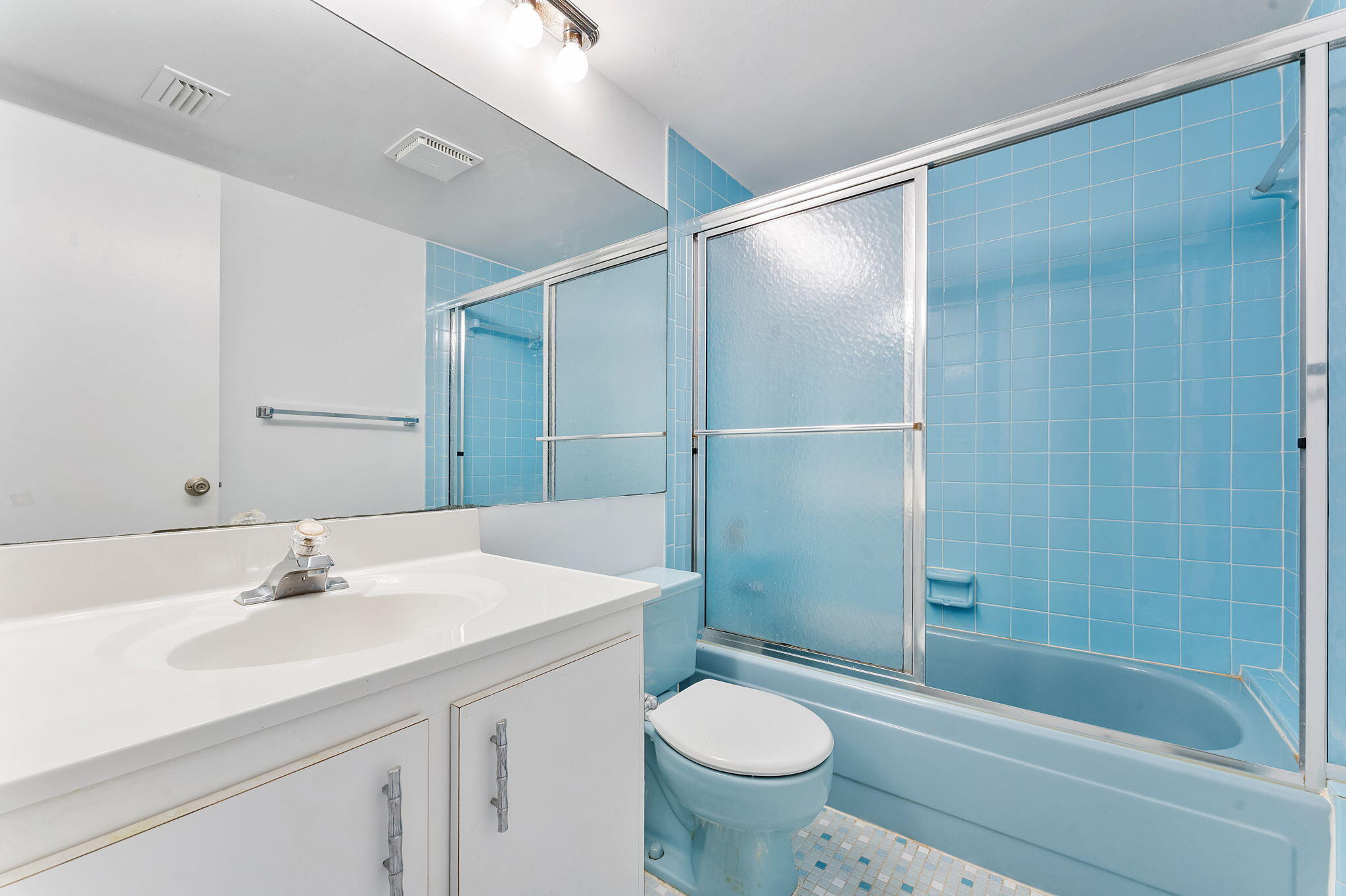 WOODHAVEN CONDO - Residential