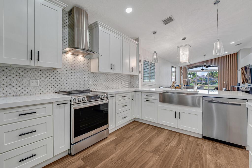 9725 Cherry Blossom Court