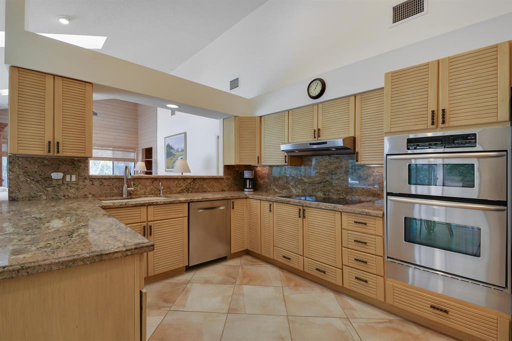 INDIAN HILLS - Residential