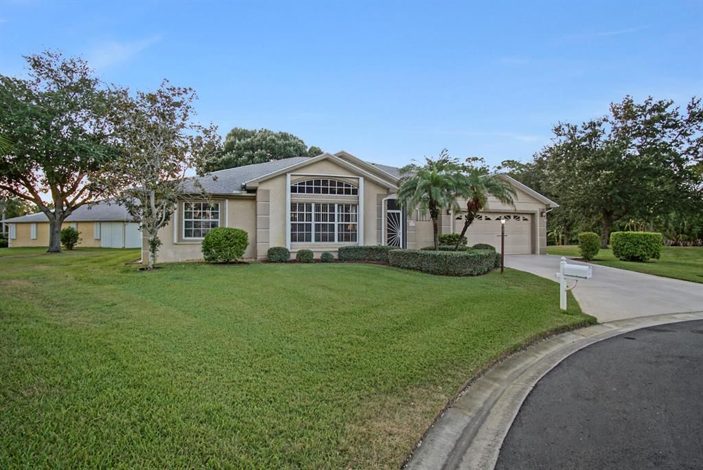 Photo of 6803 Frost Terrace, Port Saint Lucie, FL 34952 (MLS # R10720115)