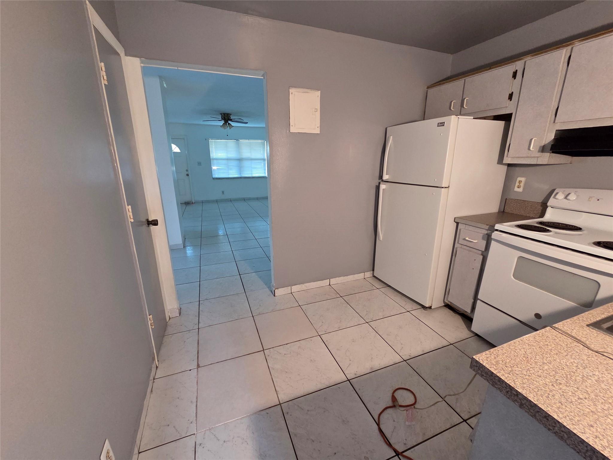 Sunshine Villas 66-49 B - Residential Lease