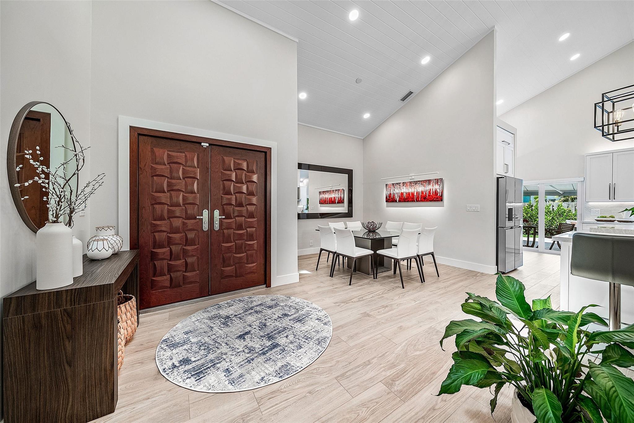 2845 NW 42nd      St