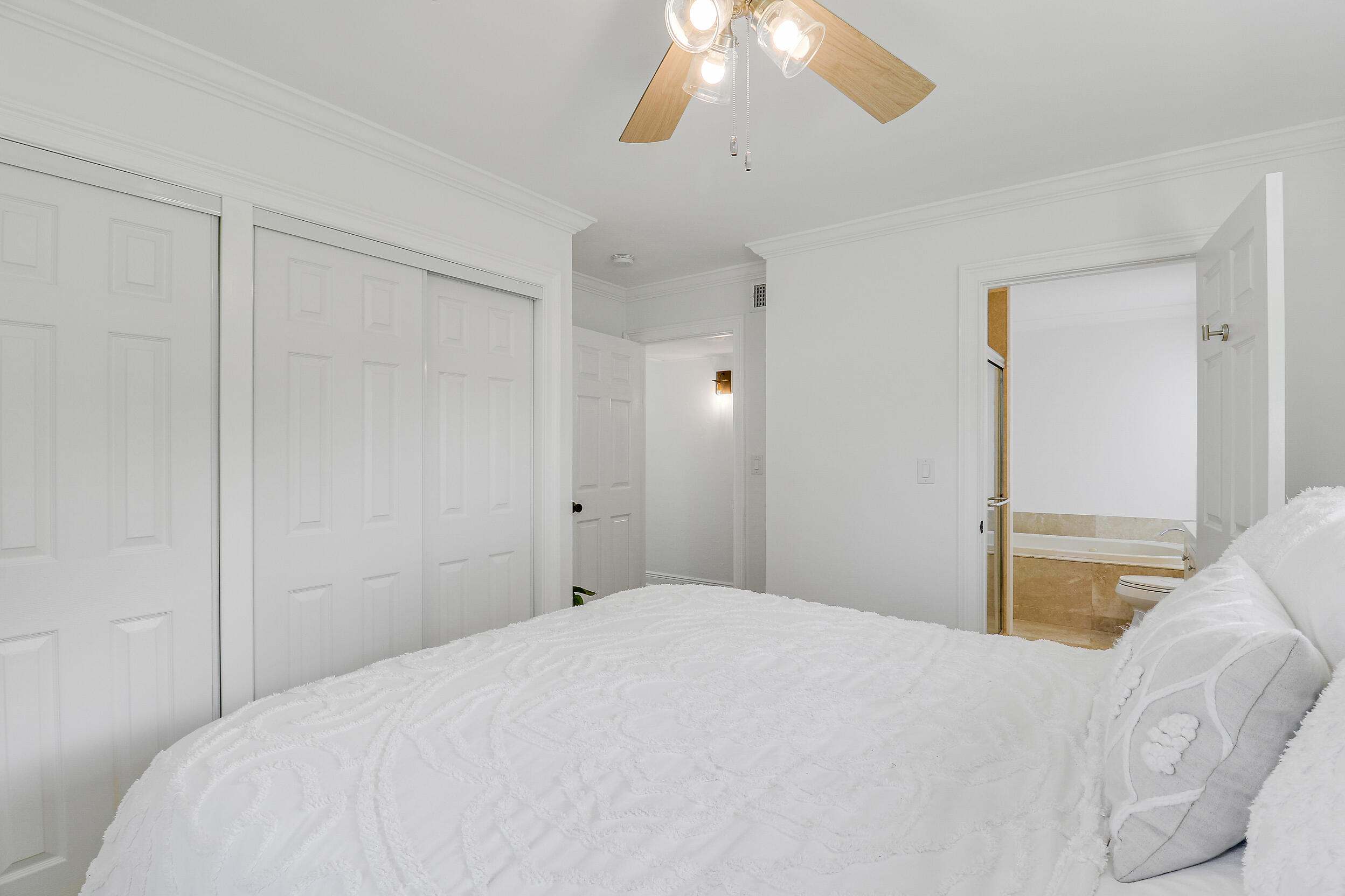 North Palm Beach Village - Residential Lease