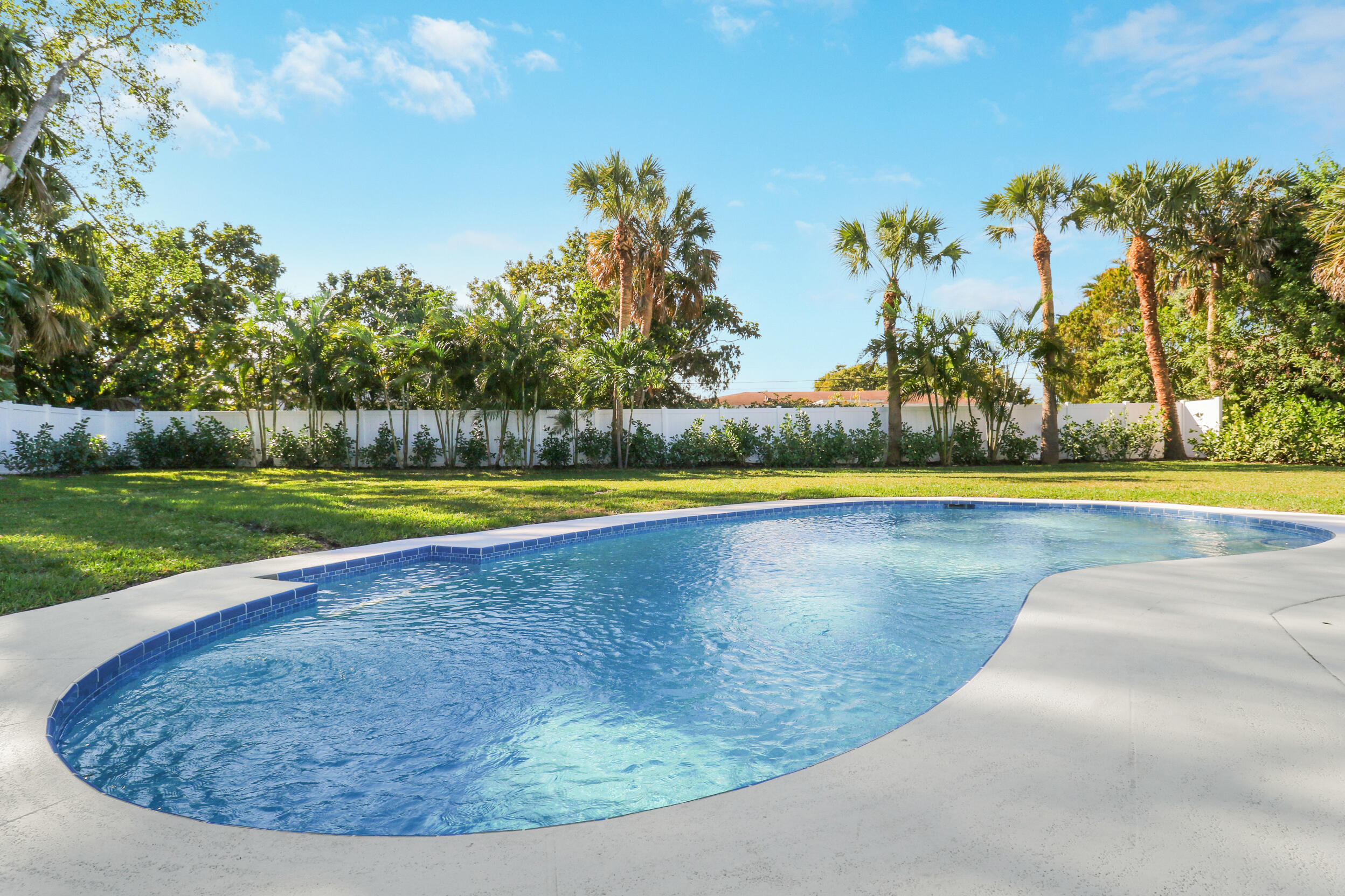 North Palm Beach Village - Residential Lease