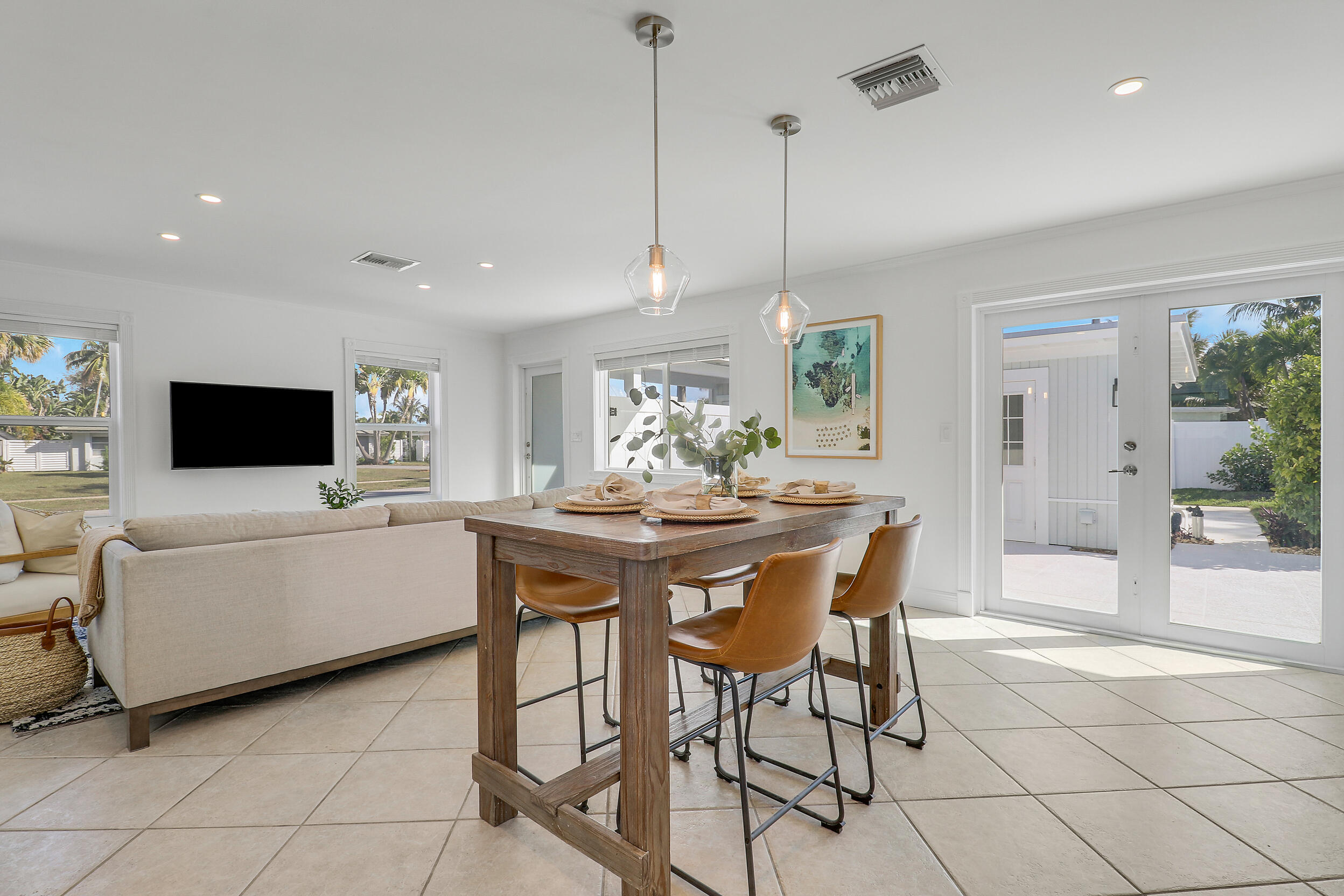 North Palm Beach Village - Residential Lease