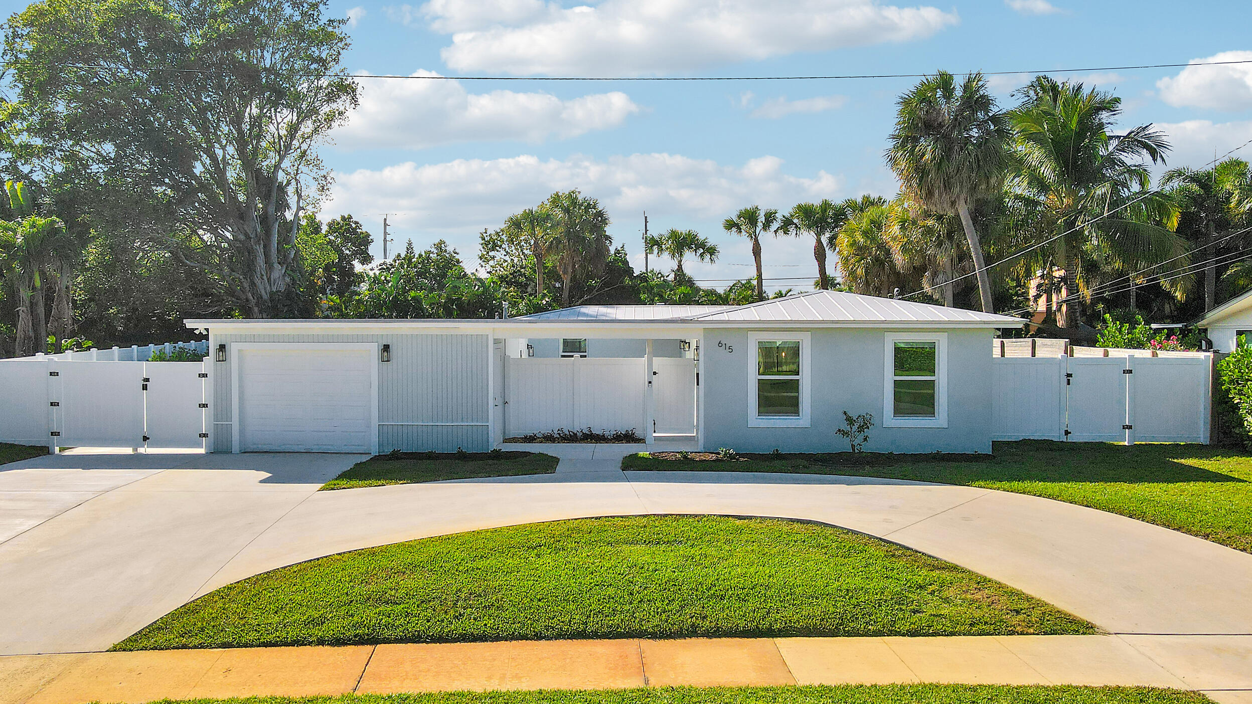 North Palm Beach Village - Residential Lease