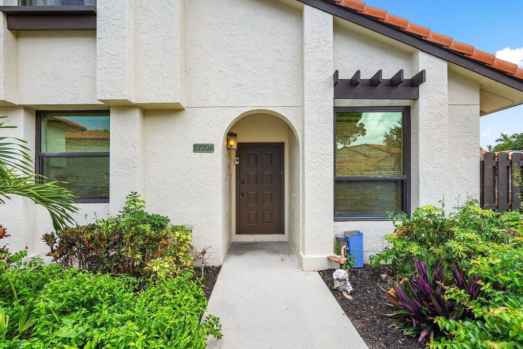 Photo of 5720 Fox Hollow Drive #A, Boca Raton, FL 33486 (MLS # R11008608)