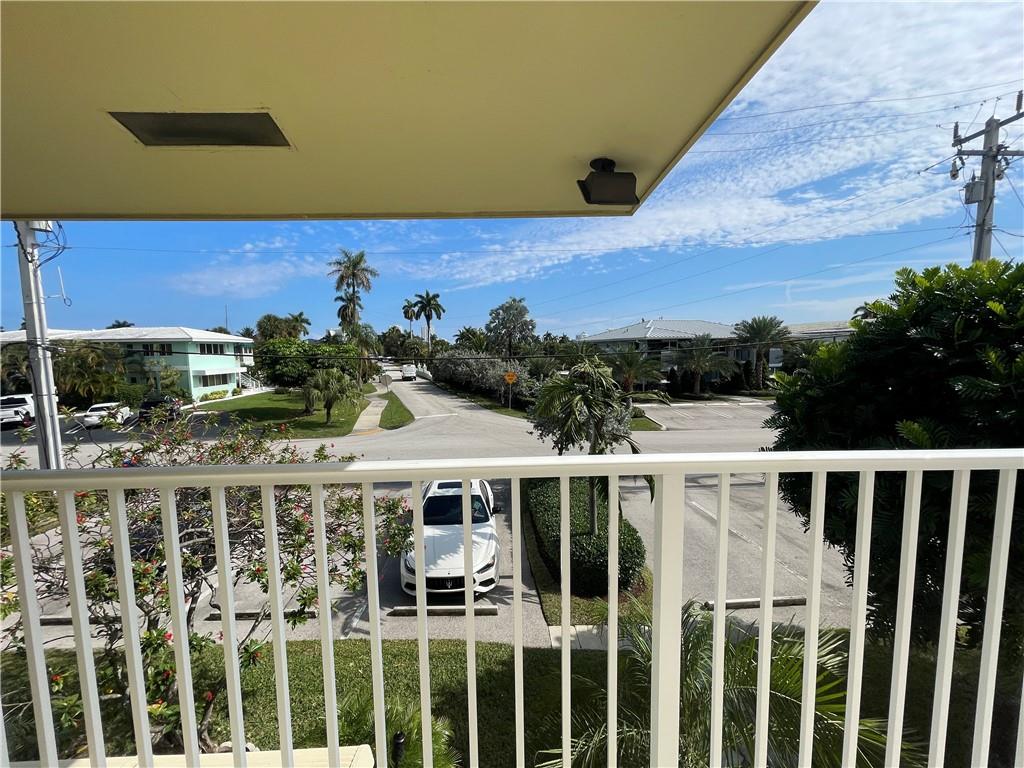 SANTA BARBARA SHORES - Residential