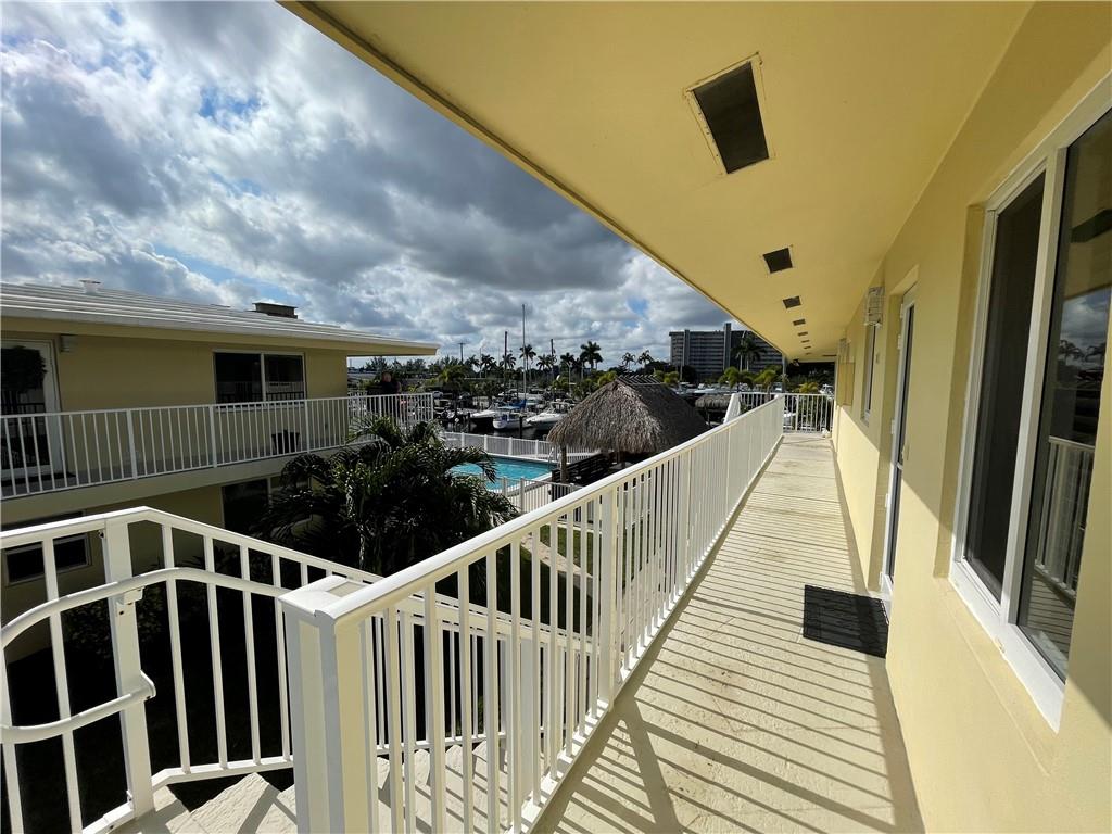 SANTA BARBARA SHORES - Residential