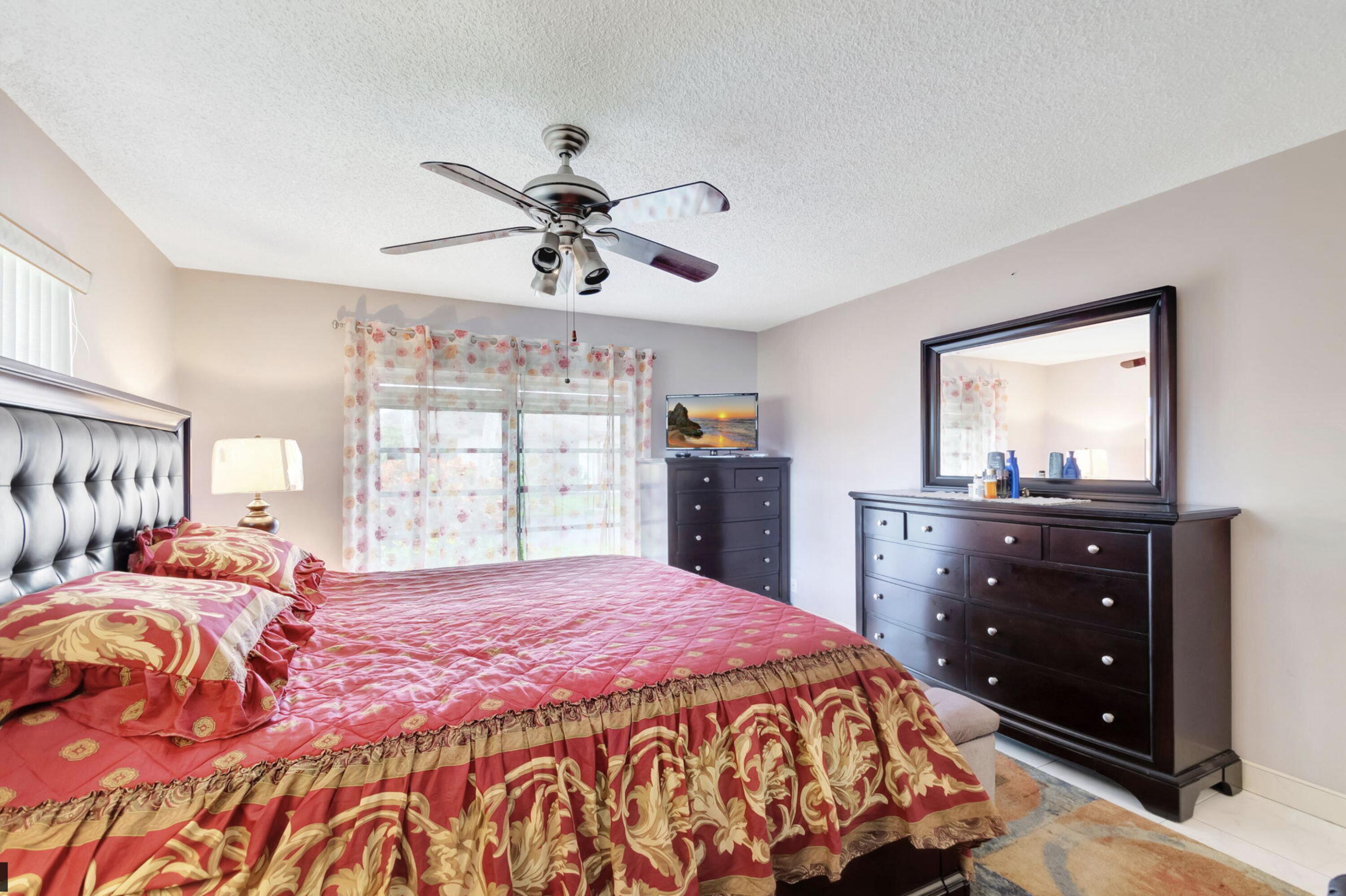 GREENTREE VILLAS CONDO - Residential Lease