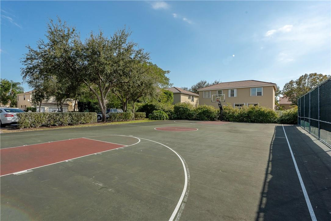 Banyan Oakridge 157-44 B - Residential