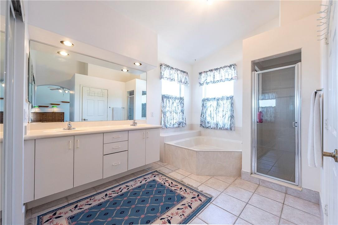 Banyan Oakridge 157-44 B - Residential