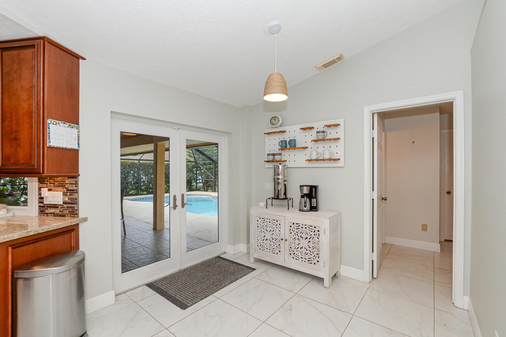 2610 SE Erickson Drive