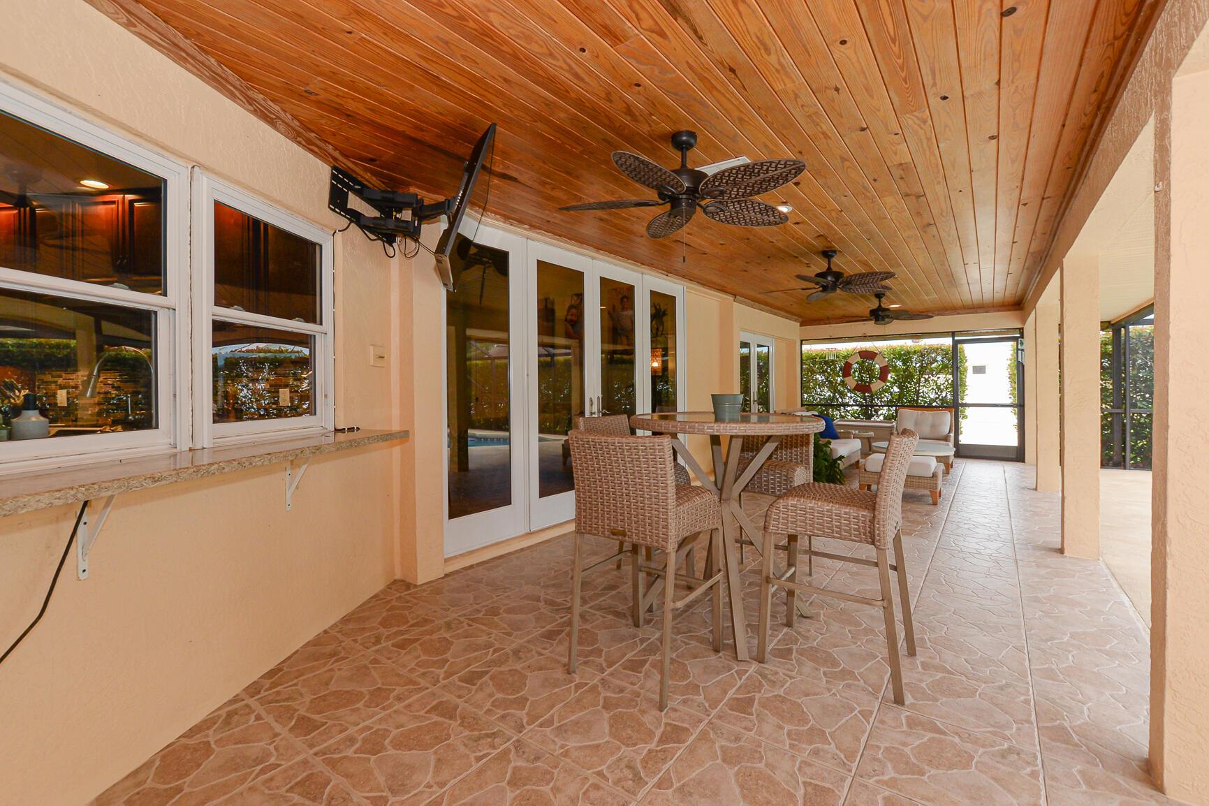 2610 SE Erickson Drive