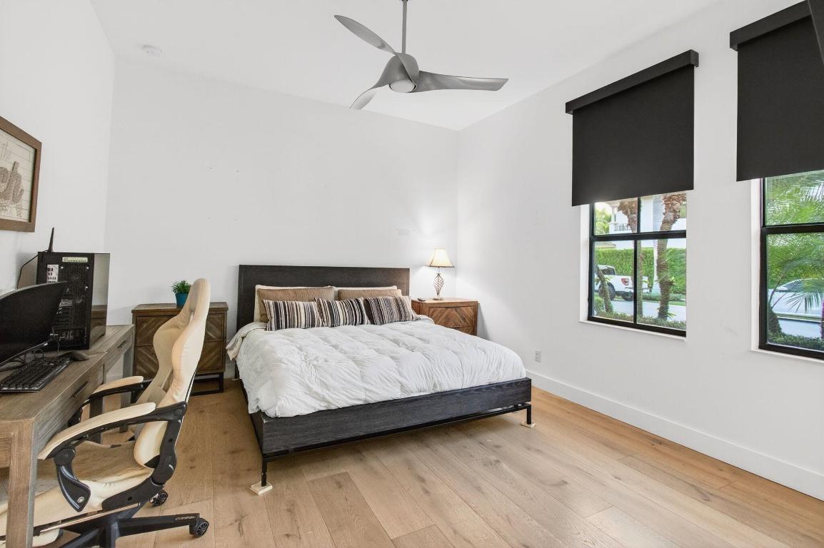 OAKS AT BOCA RATON - Residential Lease