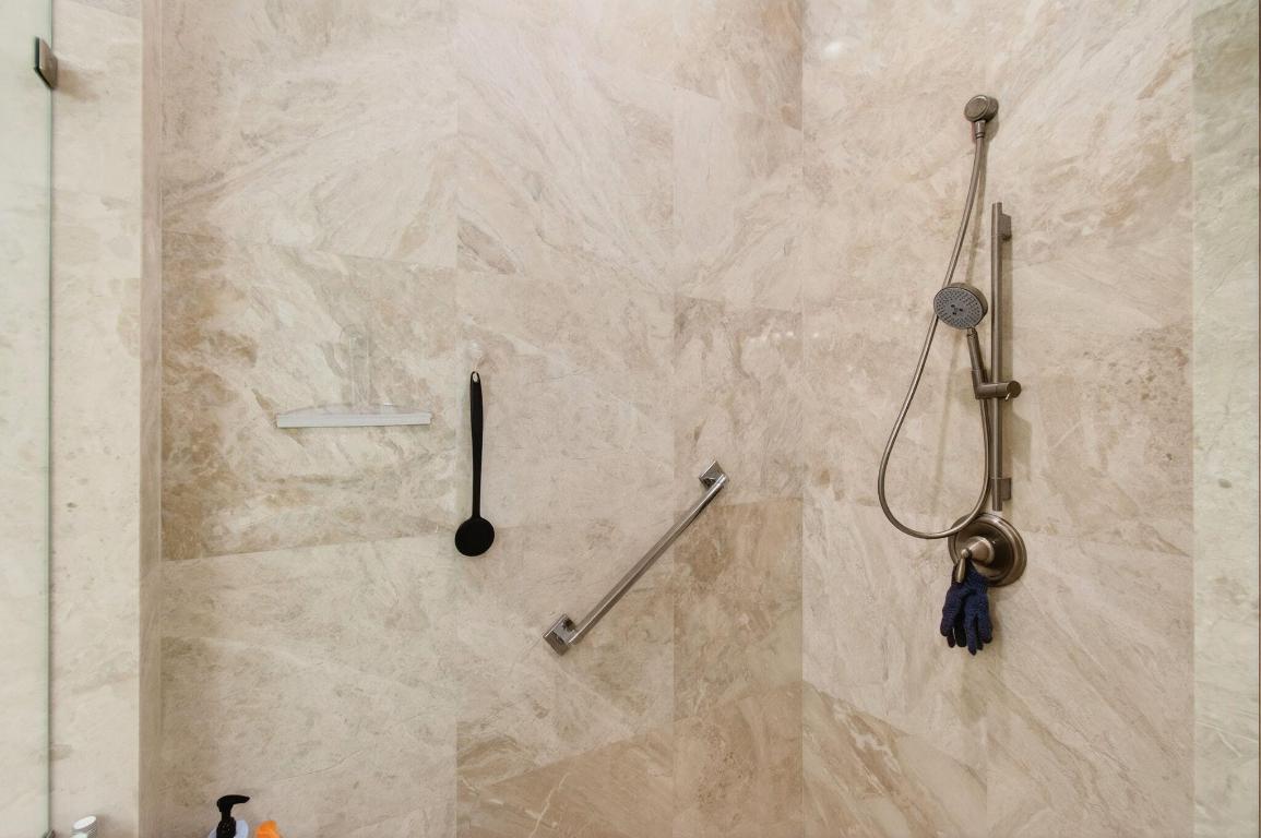 OAKS AT BOCA RATON - Residential Lease