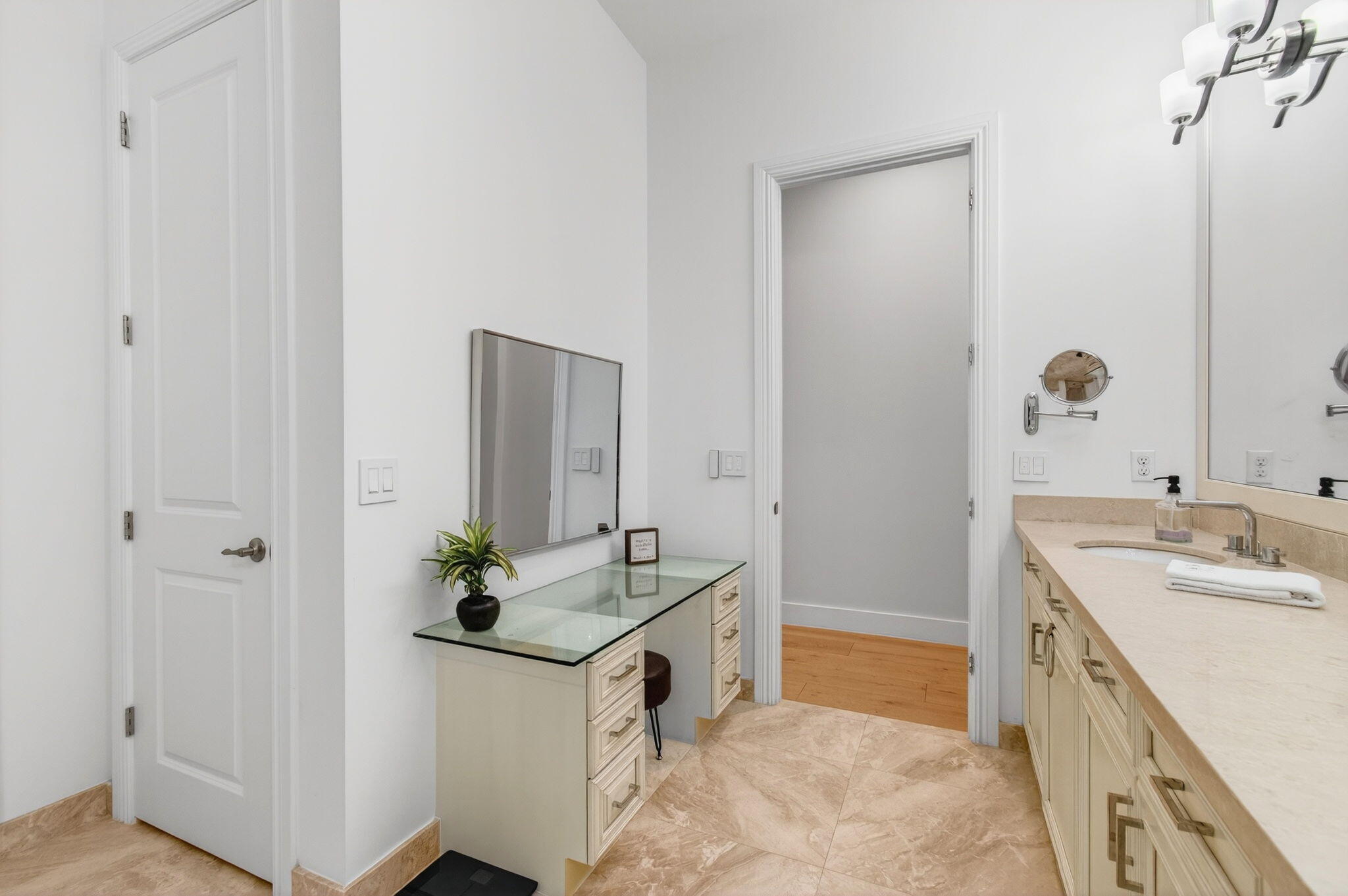 OAKS AT BOCA RATON - Residential Lease