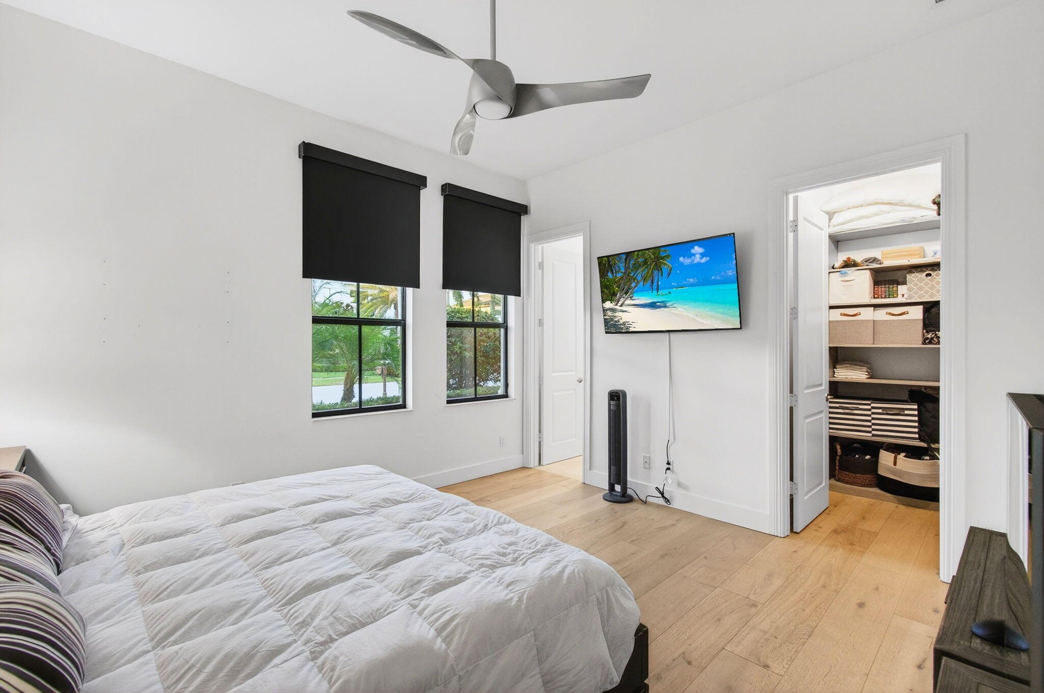 OAKS AT BOCA RATON - Residential Lease