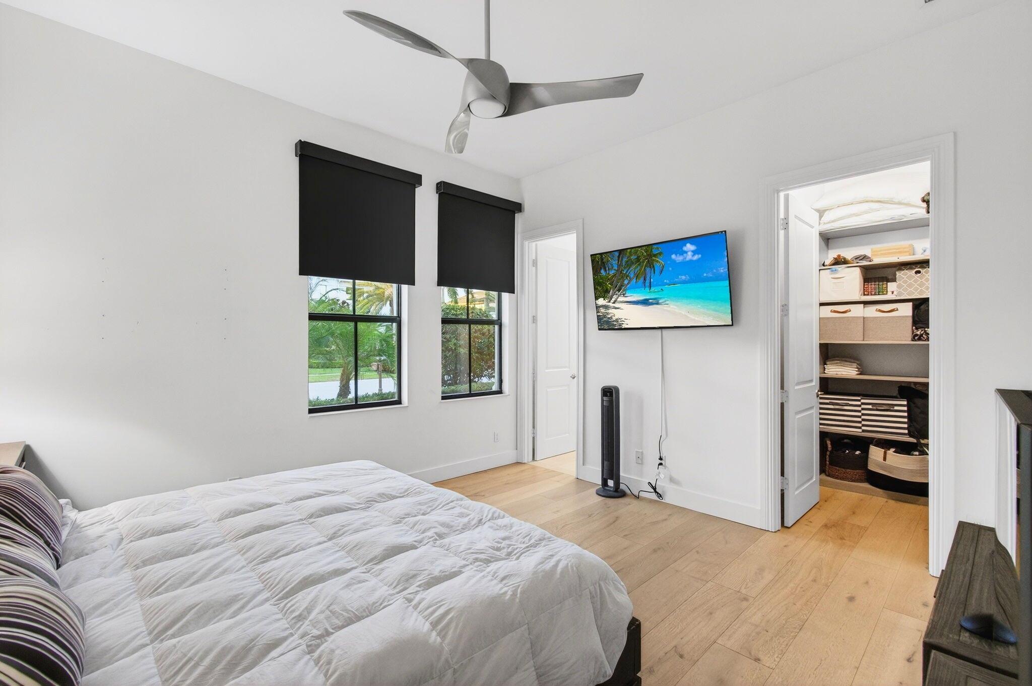 OAKS AT BOCA RATON - Residential Lease