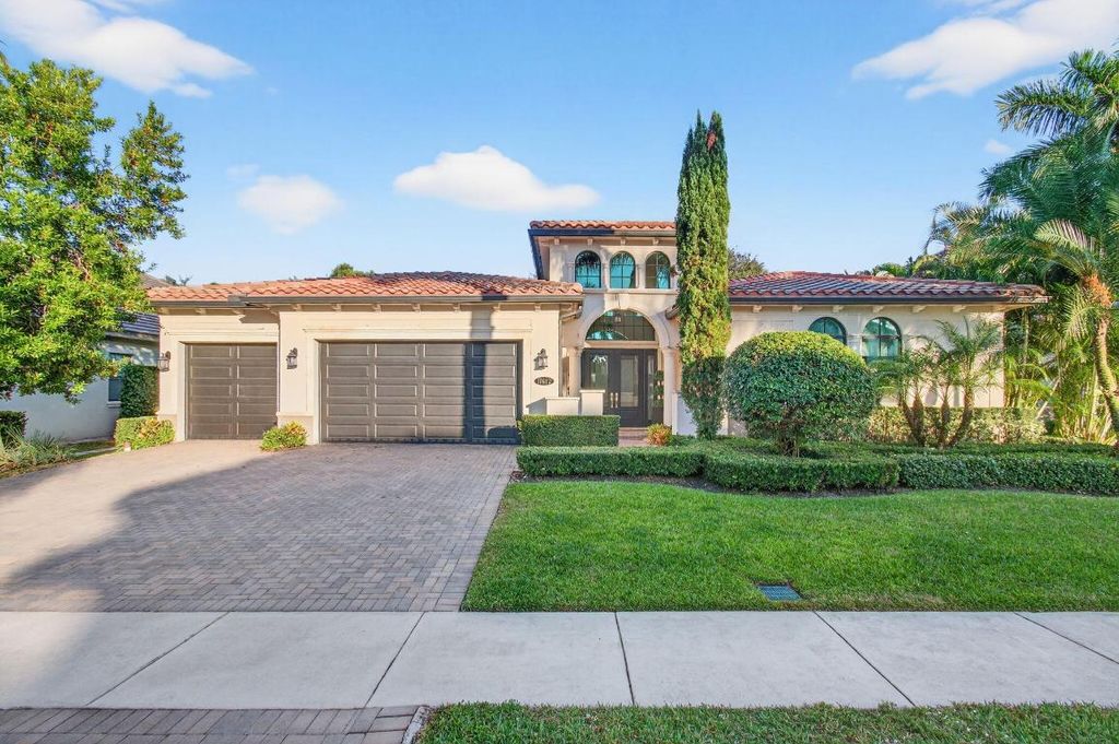 Photo of 17662 Cadena Drive, Boca Raton, FL 33496 (MLS # R11144103)