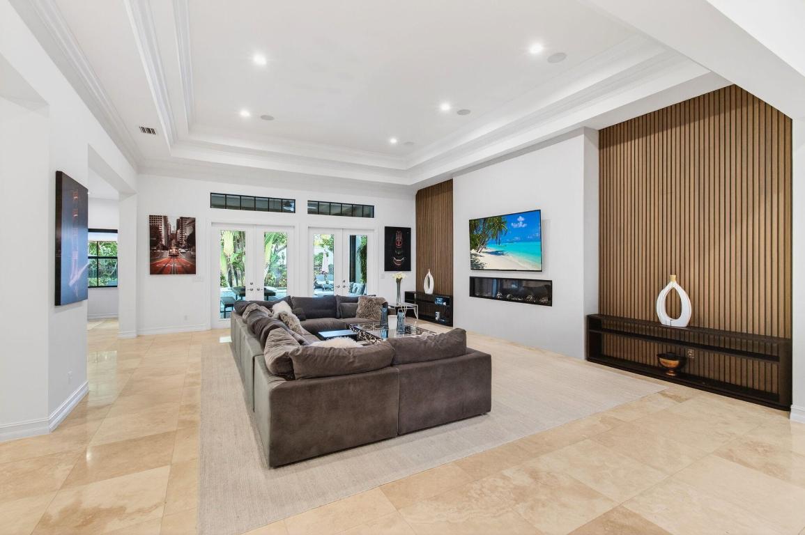 OAKS AT BOCA RATON - Residential Lease