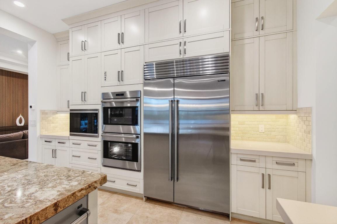 OAKS AT BOCA RATON - Residential Lease