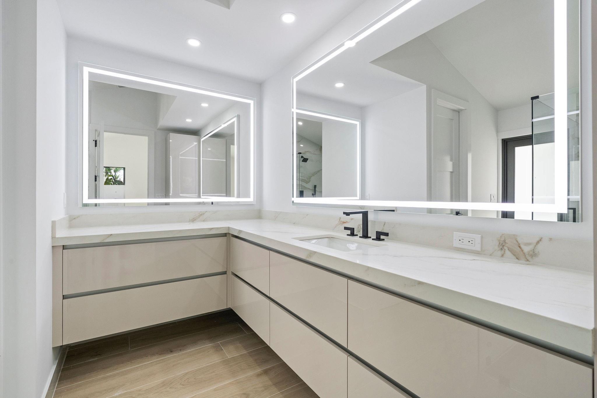 SILVERWOOD ACRES - Residential