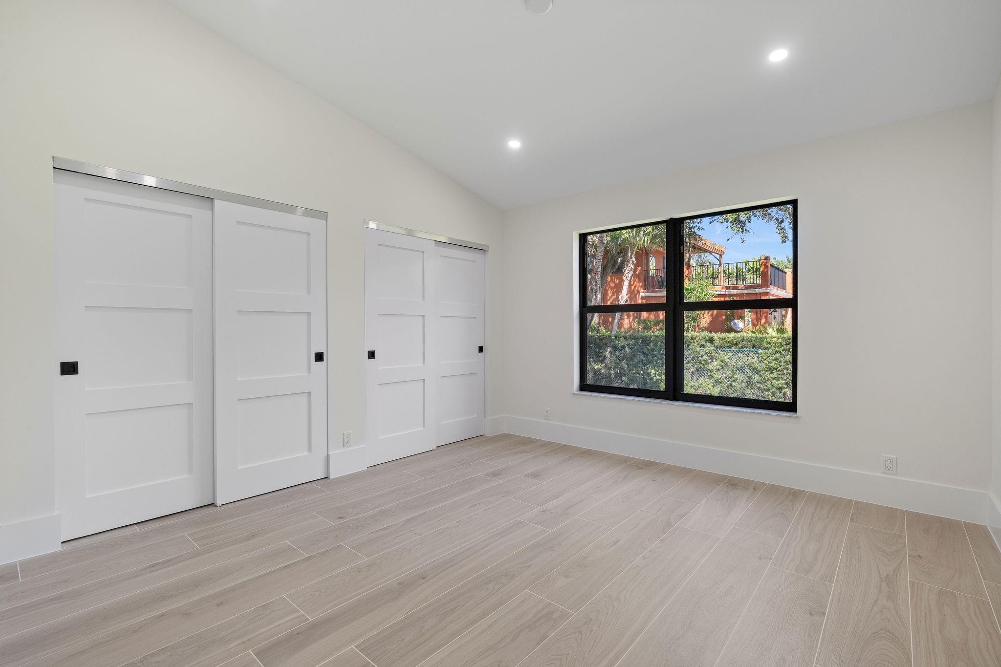 SILVERWOOD ACRES - Residential