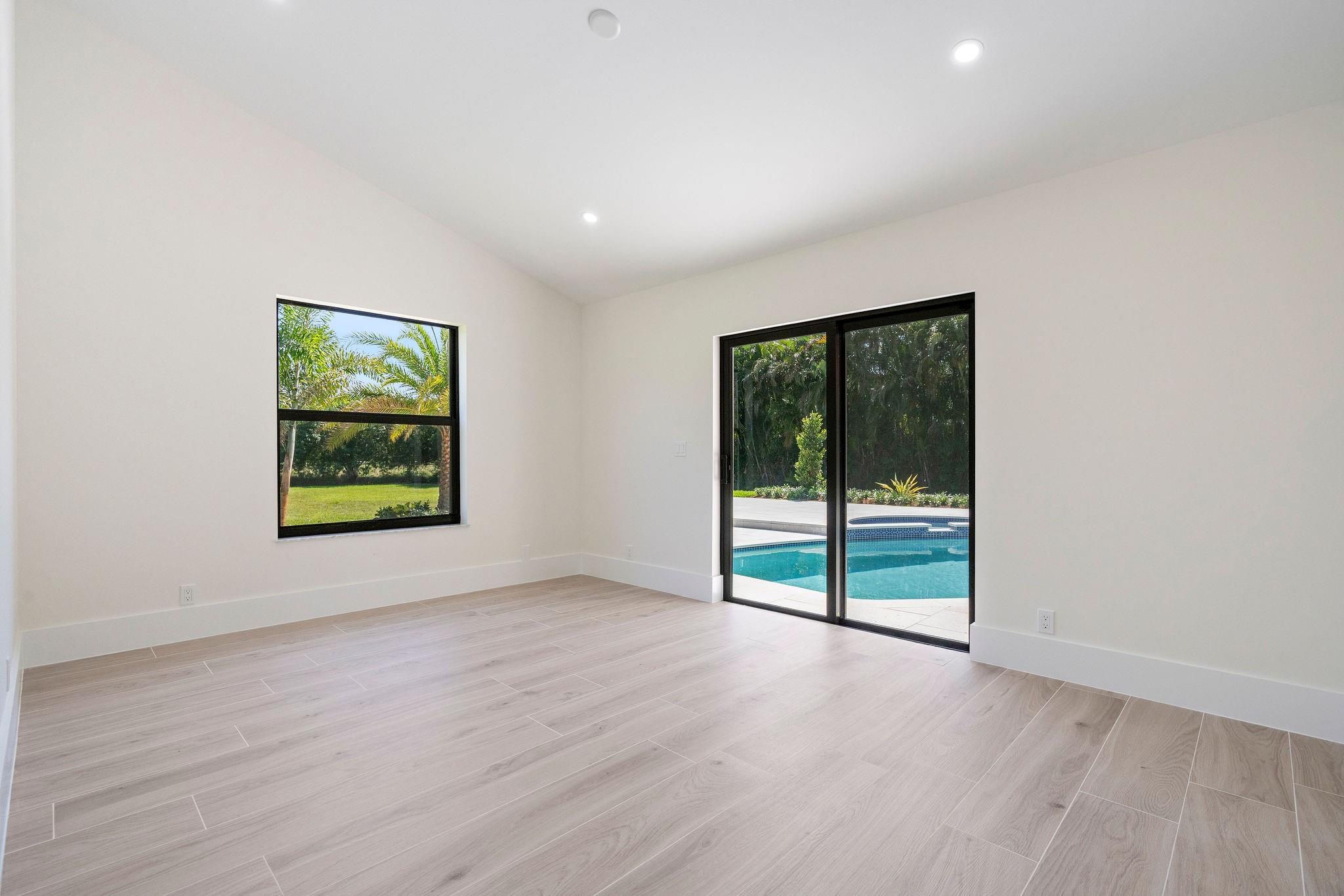 SILVERWOOD ACRES - Residential