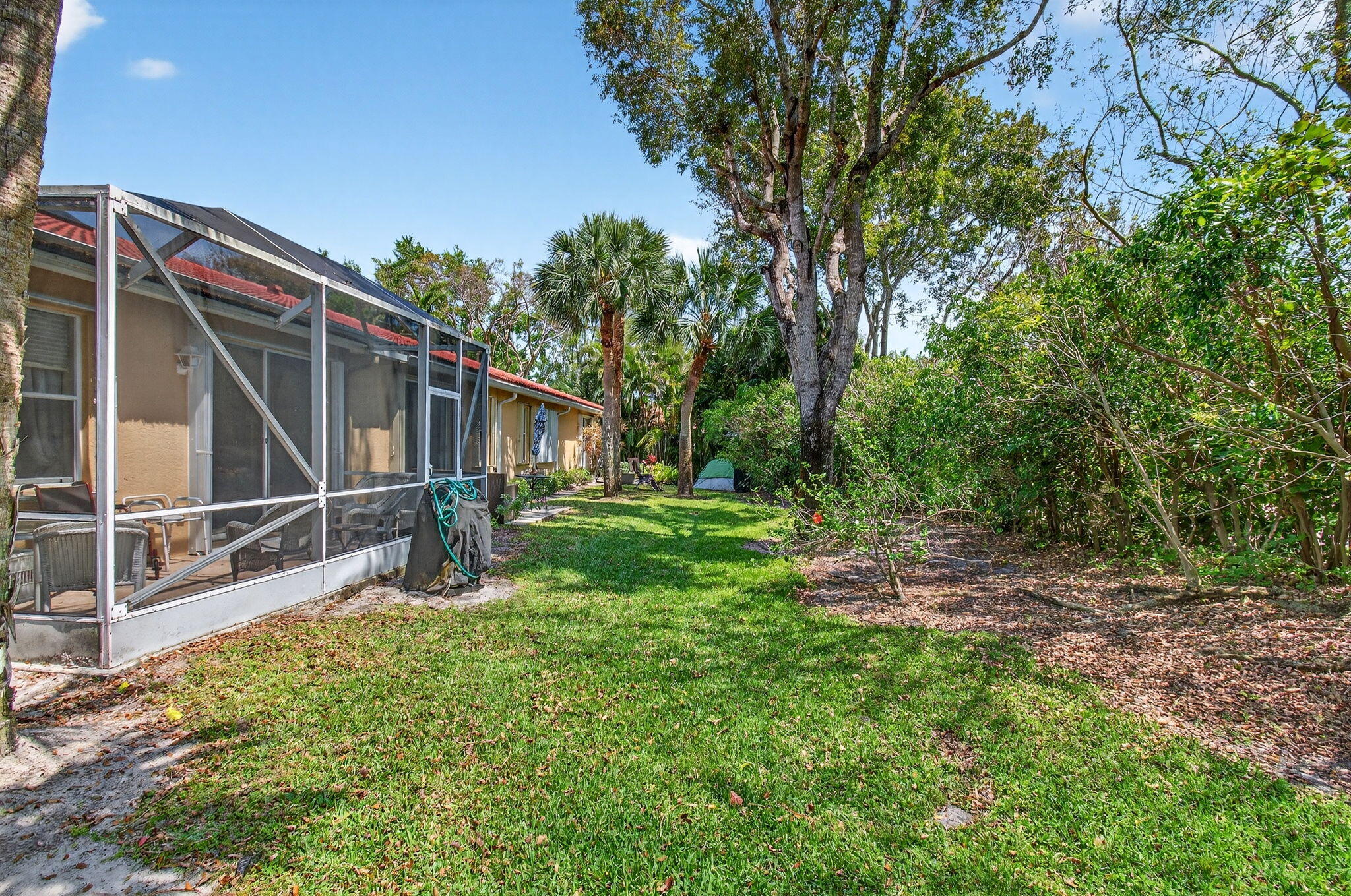 CORAL LAKES/CRYSTAL POINTE - Residential