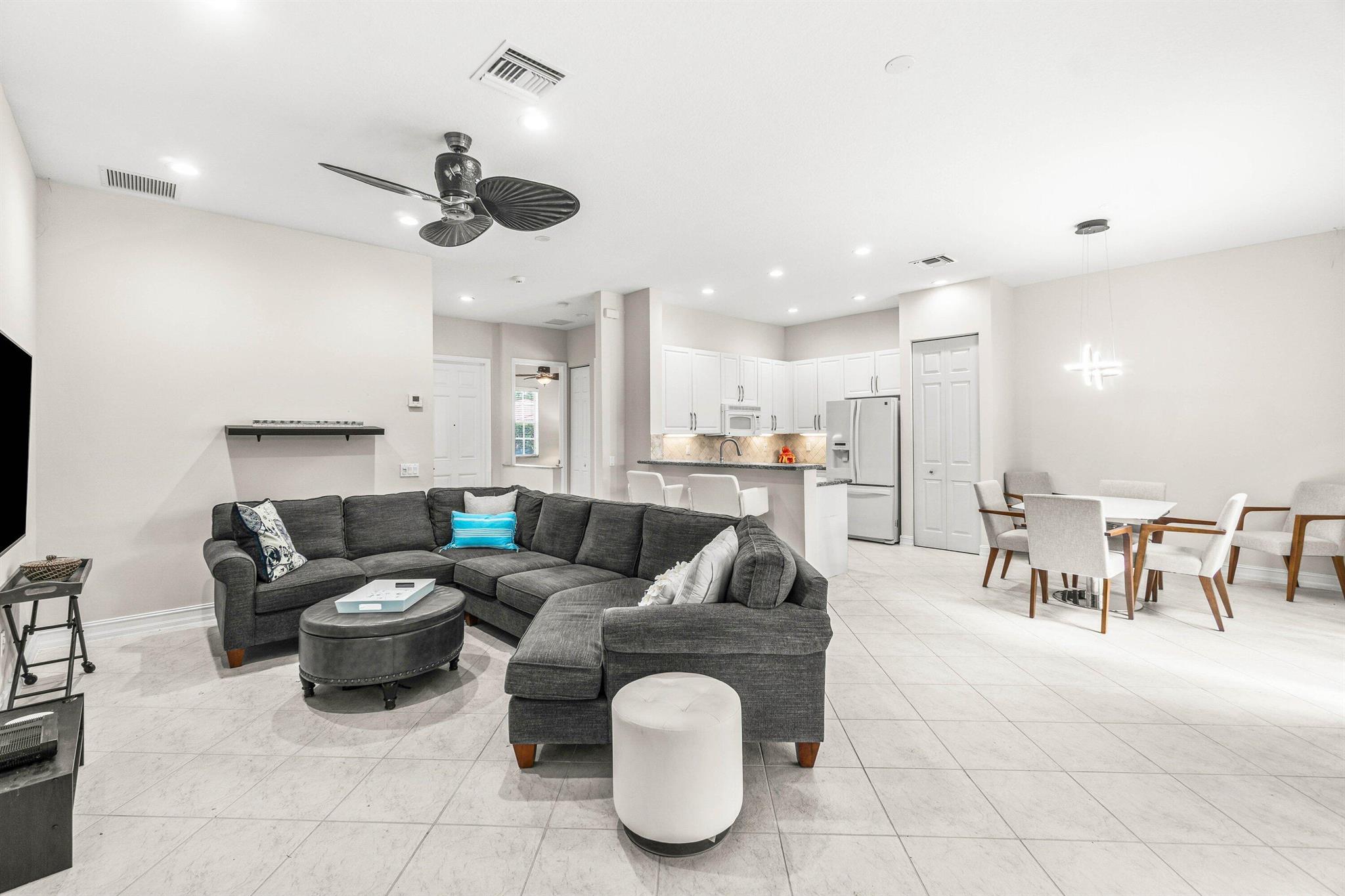 7402 Ringwood Terrace