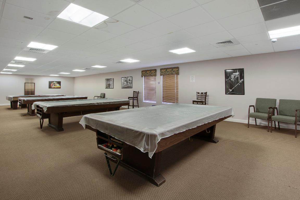 VILLAGE ROYALE - Residential