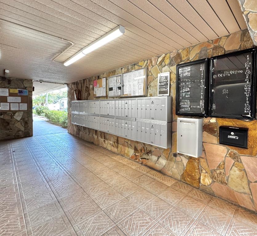 VILLAGE ROYALE - Residential