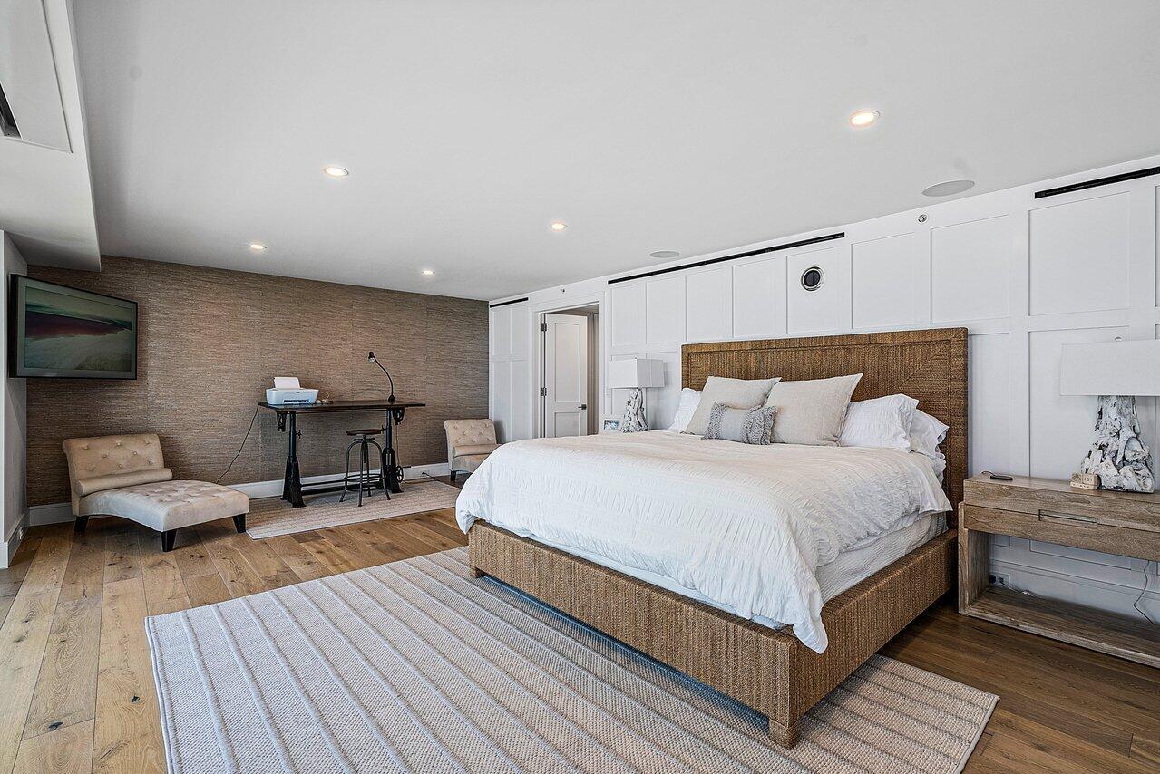 ENCLAVE OF PALM BEACH CON - Residential