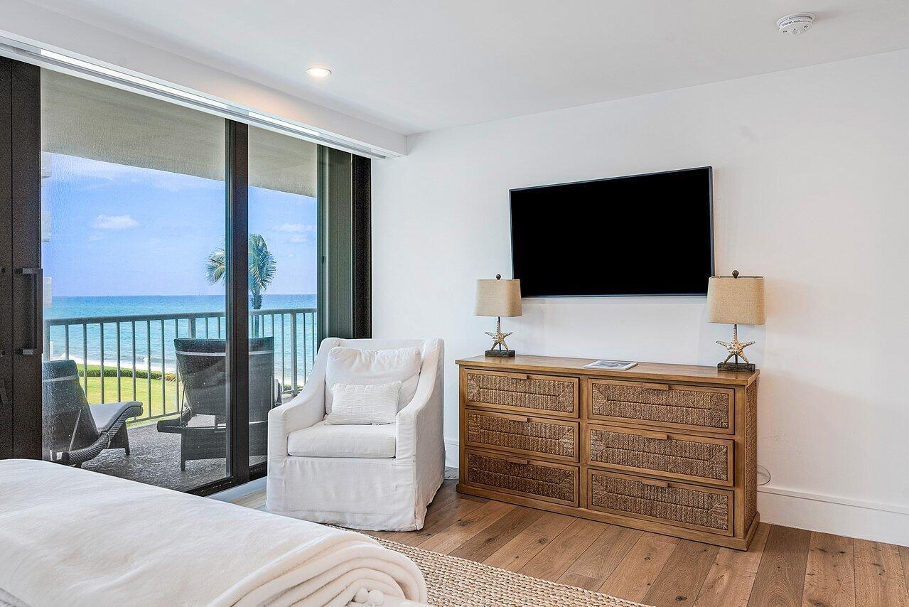 ENCLAVE OF PALM BEACH CON - Residential