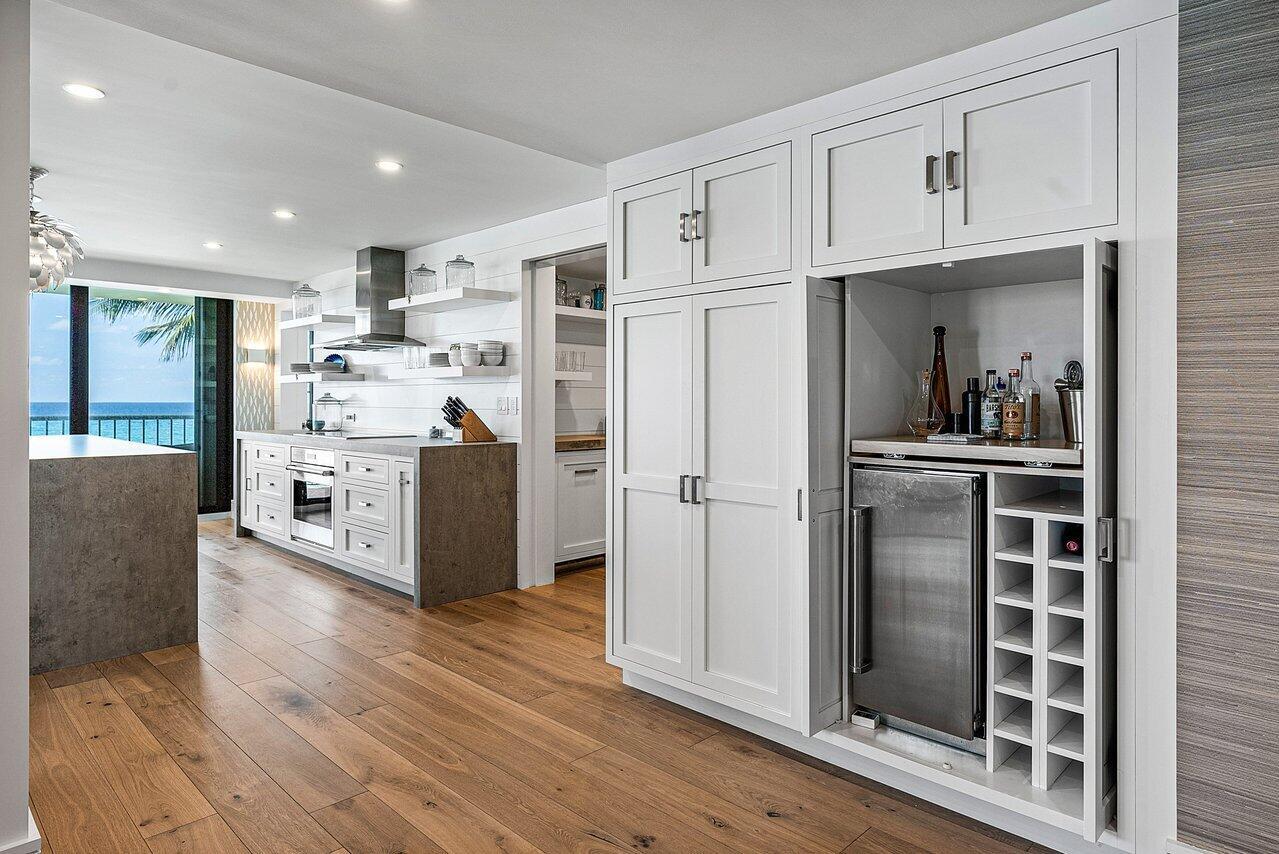 ENCLAVE OF PALM BEACH CON - Residential